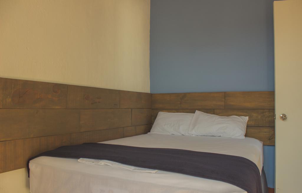 Somos Hostal Antigua Номер фото